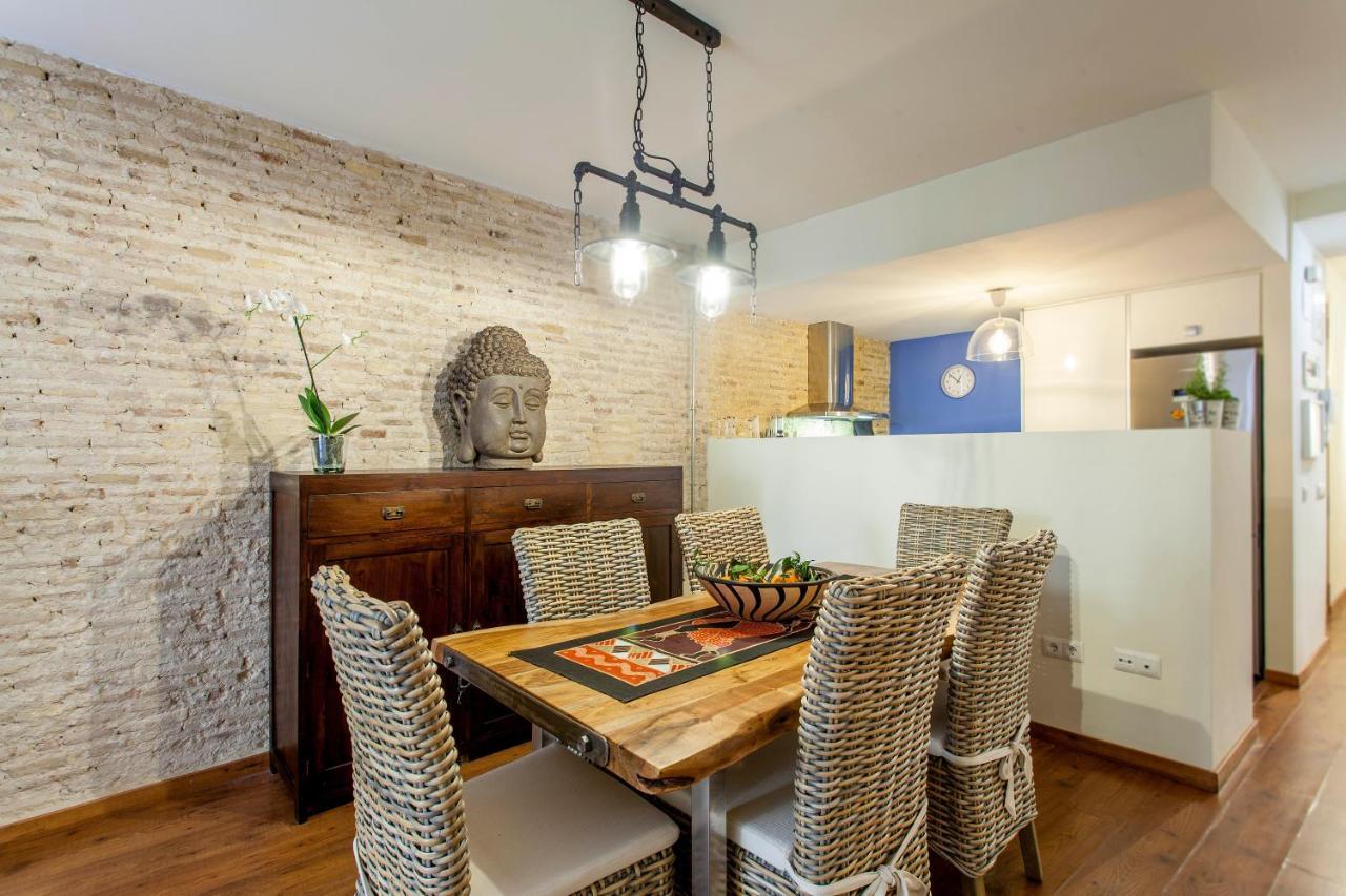 Luxurious & Alluring Home In Historic Town บาเลนเซีย ภายนอก รูปภาพ