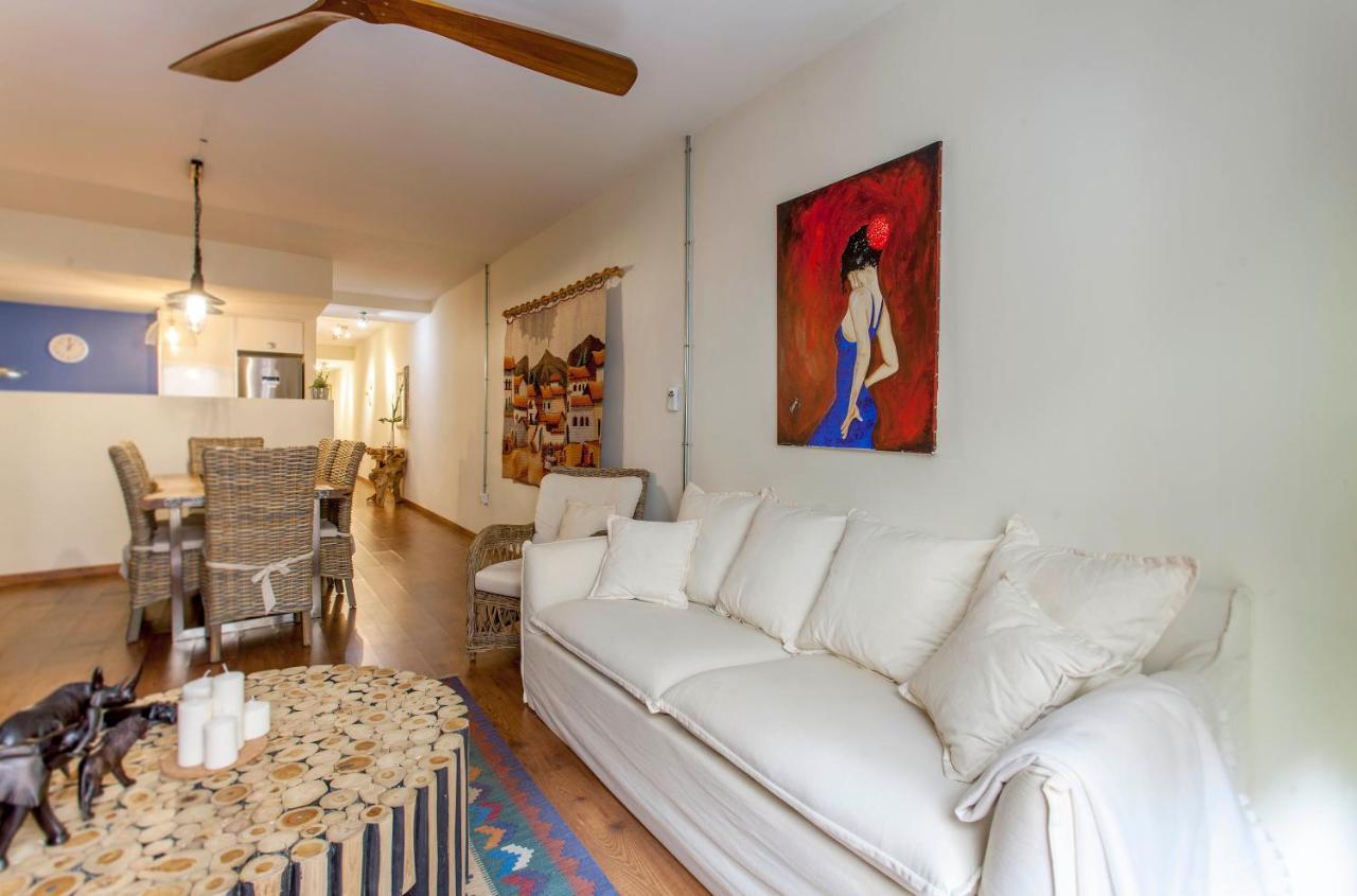 Luxurious & Alluring Home In Historic Town บาเลนเซีย ภายนอก รูปภาพ