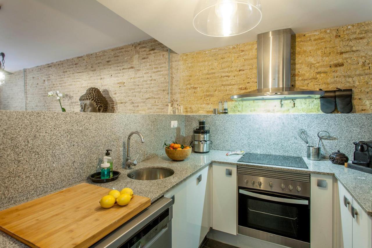 Luxurious & Alluring Home In Historic Town บาเลนเซีย ภายนอก รูปภาพ