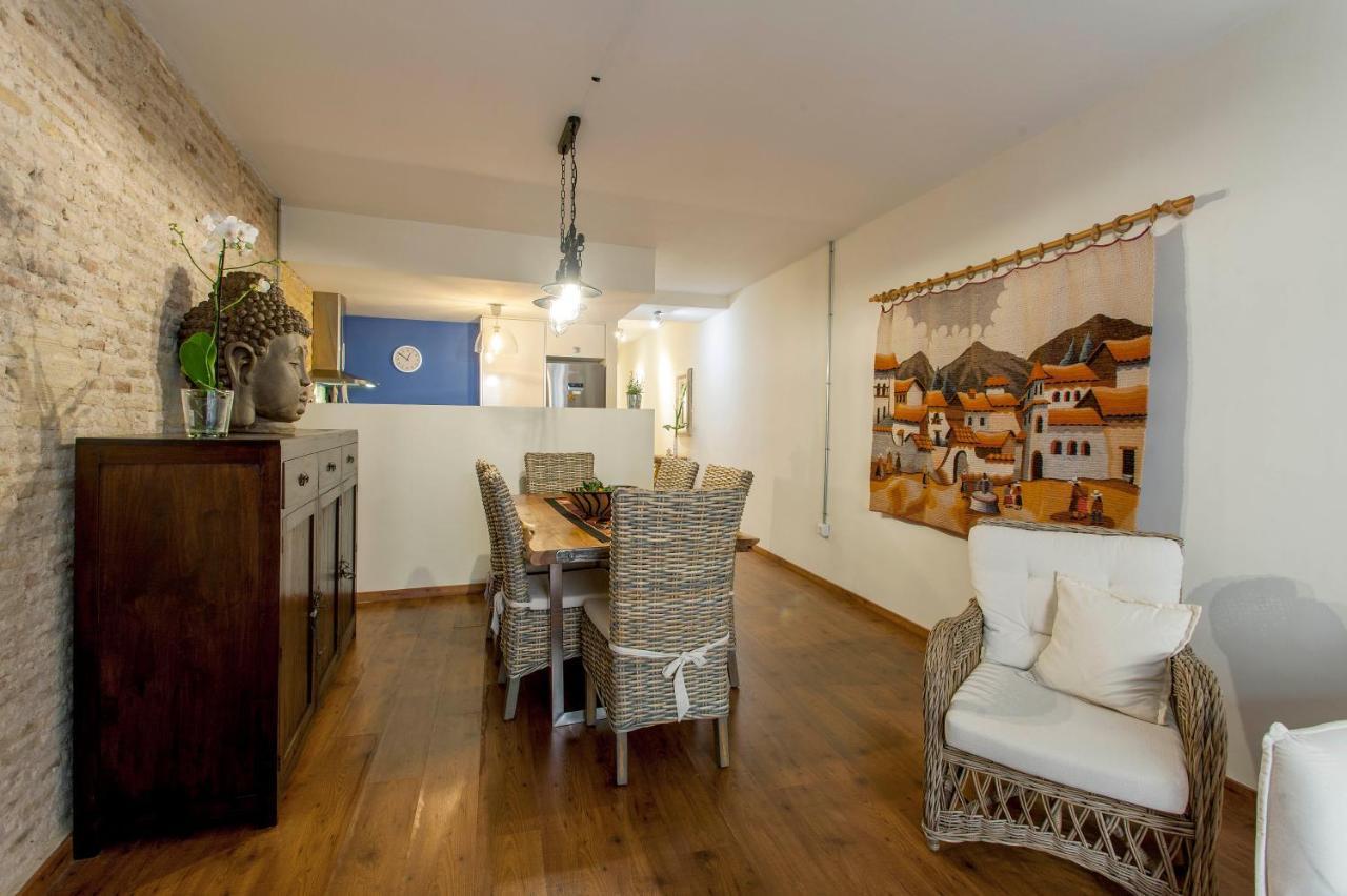 Luxurious & Alluring Home In Historic Town บาเลนเซีย ภายนอก รูปภาพ